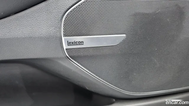 Genesis G90 (EQ900)