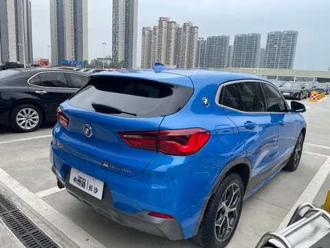 BMW X2