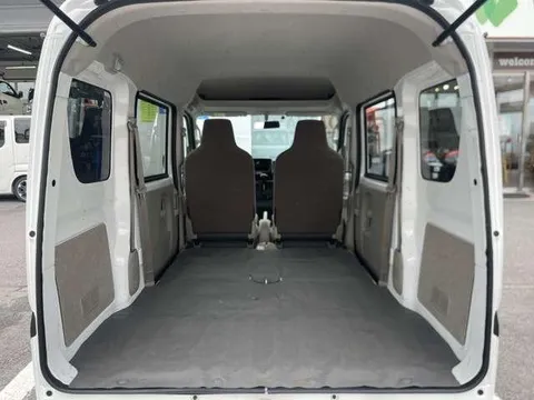 Mitsubishi Minicab Van