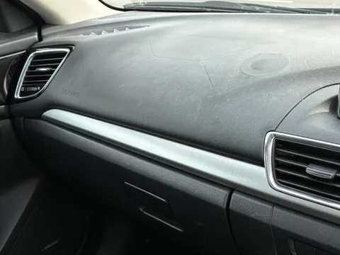 Mazda Axela Sport