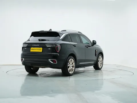 Lynk & Co 01