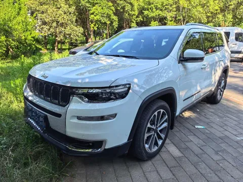Jeep Grand Commander