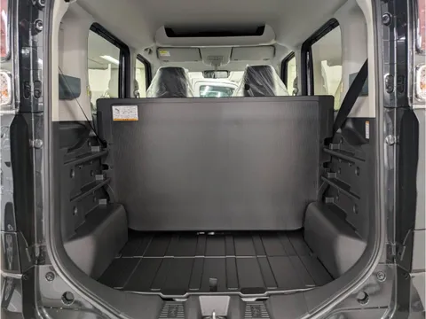 Suzuki Spacia Base