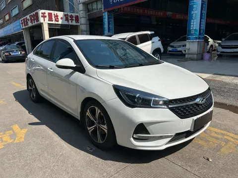 Chery Arrizo 5