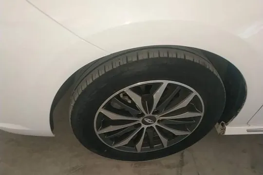 Chery Arrizo 5 Plus