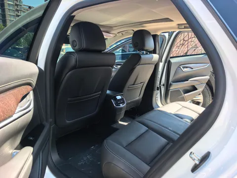 Cadillac XTS