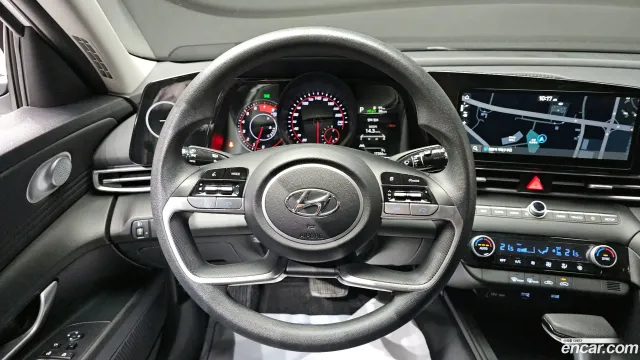 Hyundai Elantra (Avante)