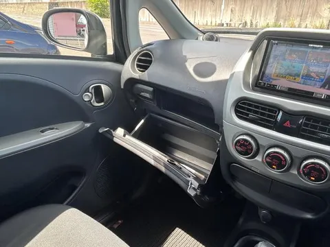 Mitsubishi I