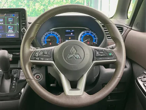 Mitsubishi eK X Space