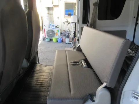 Mitsubishi Minicab Van