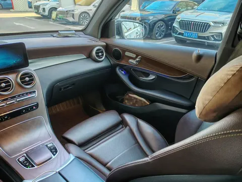 Mercedes-Benz Mercedes-Benz GLC
