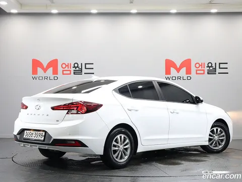 Hyundai Elantra (Avante)