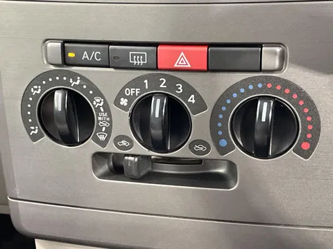 Toyota Pixis Space