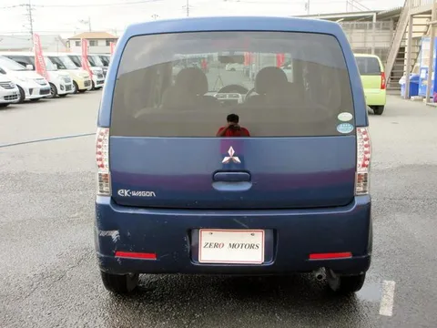 Mitsubishi eK Wagon