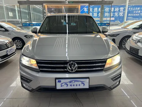 Volkswagen Tiguan L