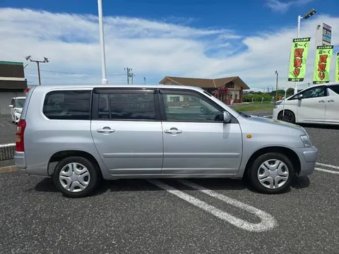 Toyota Succeed Wagon