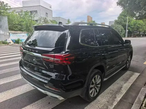 Roewe RX8
