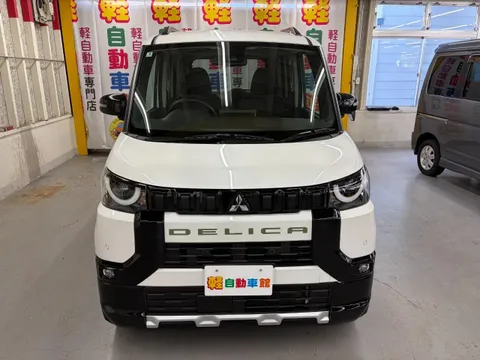 Mitsubishi Delica Mini