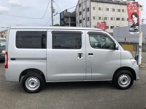 Toyota TownAce Van
