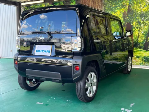 Daihatsu Taft