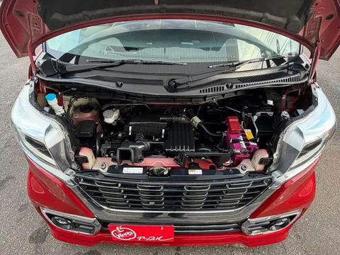 Suzuki Spacia Custom