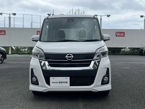 Nissan Dayz Roox