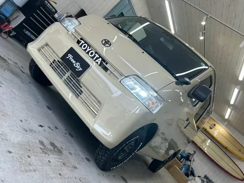 Toyota TownAce Van