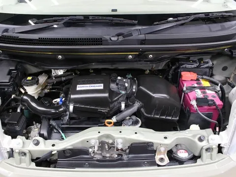 Honda N-BOX Slash
