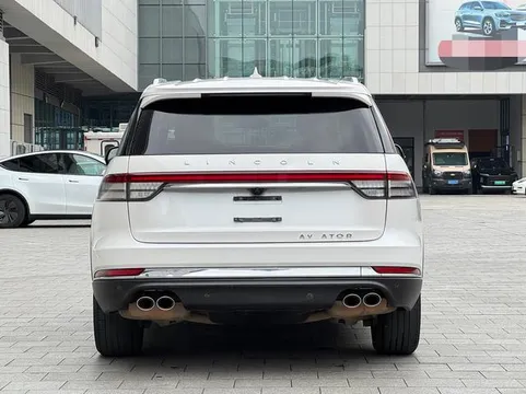 Lincoln Aviator