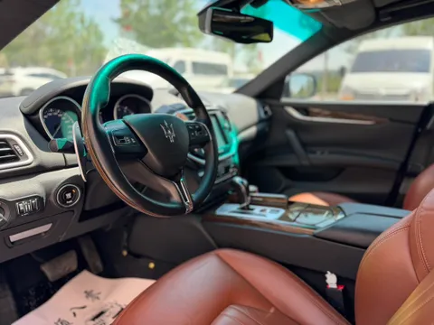 Maserati Ghibli