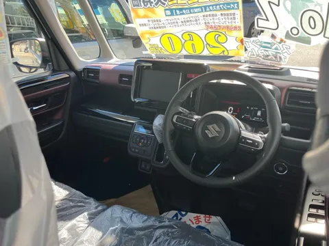 Suzuki Spacia