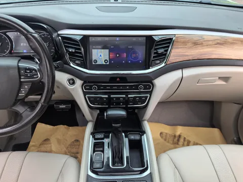Gac GS8