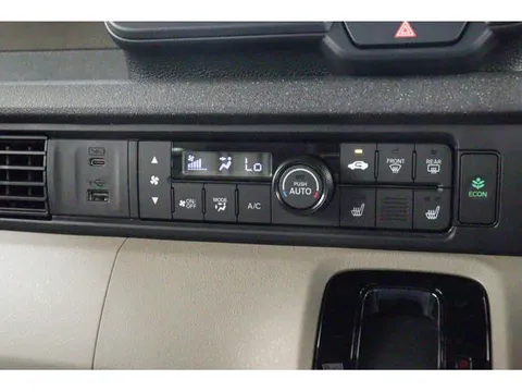 Honda N-BOX Joy