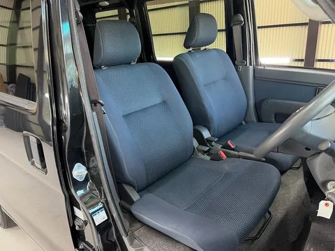 Toyota Pixis Van