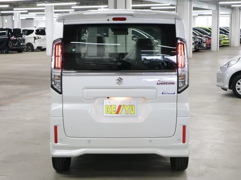 Suzuki Spacia Custom