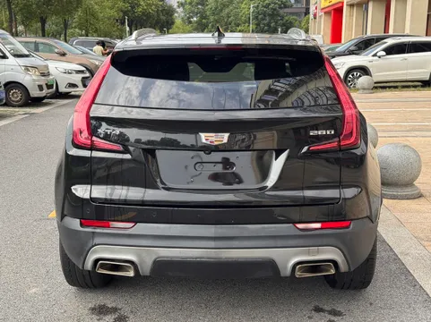 Cadillac XT4