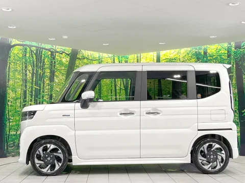 Suzuki Spacia Custom