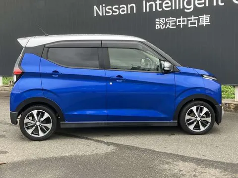 Mitsubishi eK X