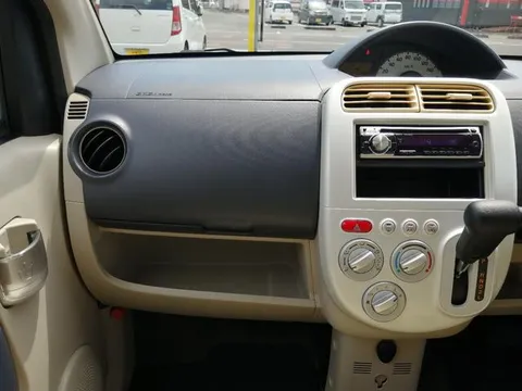 Nissan Otti