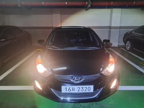 Hyundai Elantra (Avante)