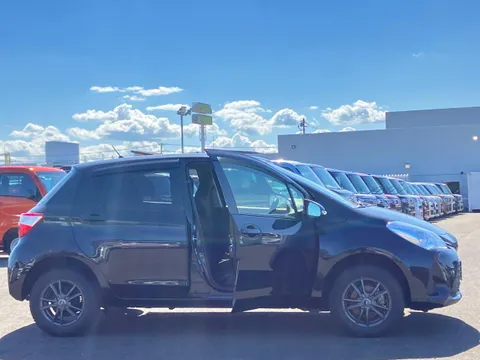 Toyota Yaris (Vitz)