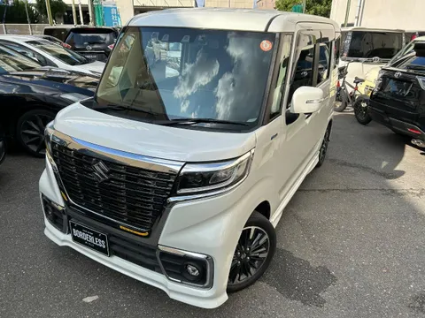 Suzuki Spacia Custom