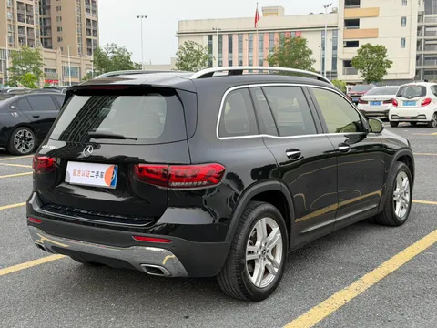 Mercedes-Benz Mercedes-Benz GLB