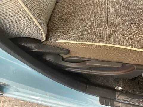 Daihatsu Mira Tocot