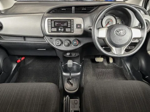 Toyota Yaris (Vitz)
