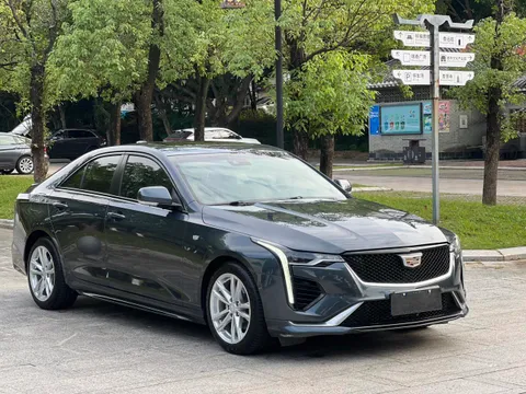 Cadillac CT4