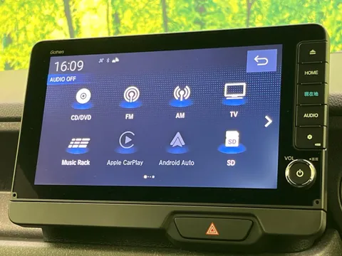 Honda N-BOX Custom