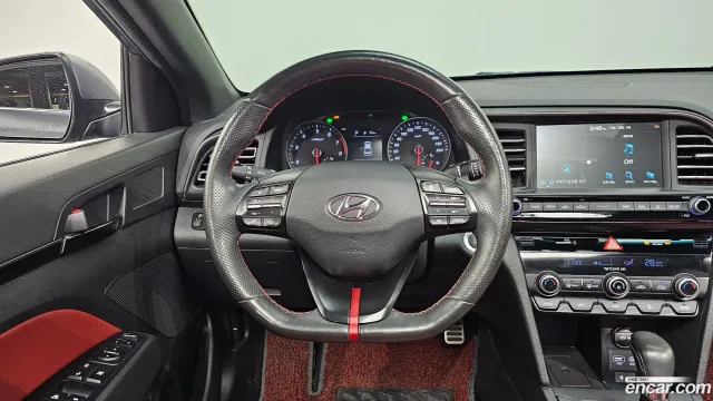Hyundai Elantra (Avante)