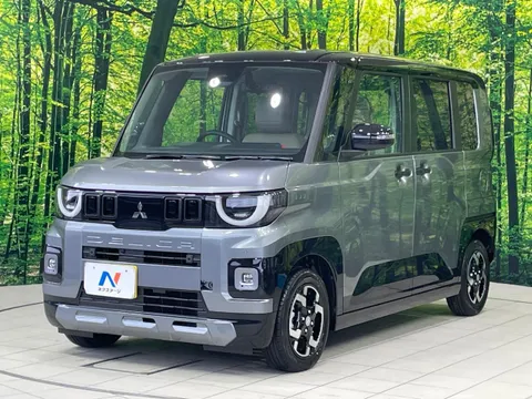 Mitsubishi Delica Mini