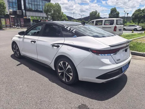 Hyundai Festa